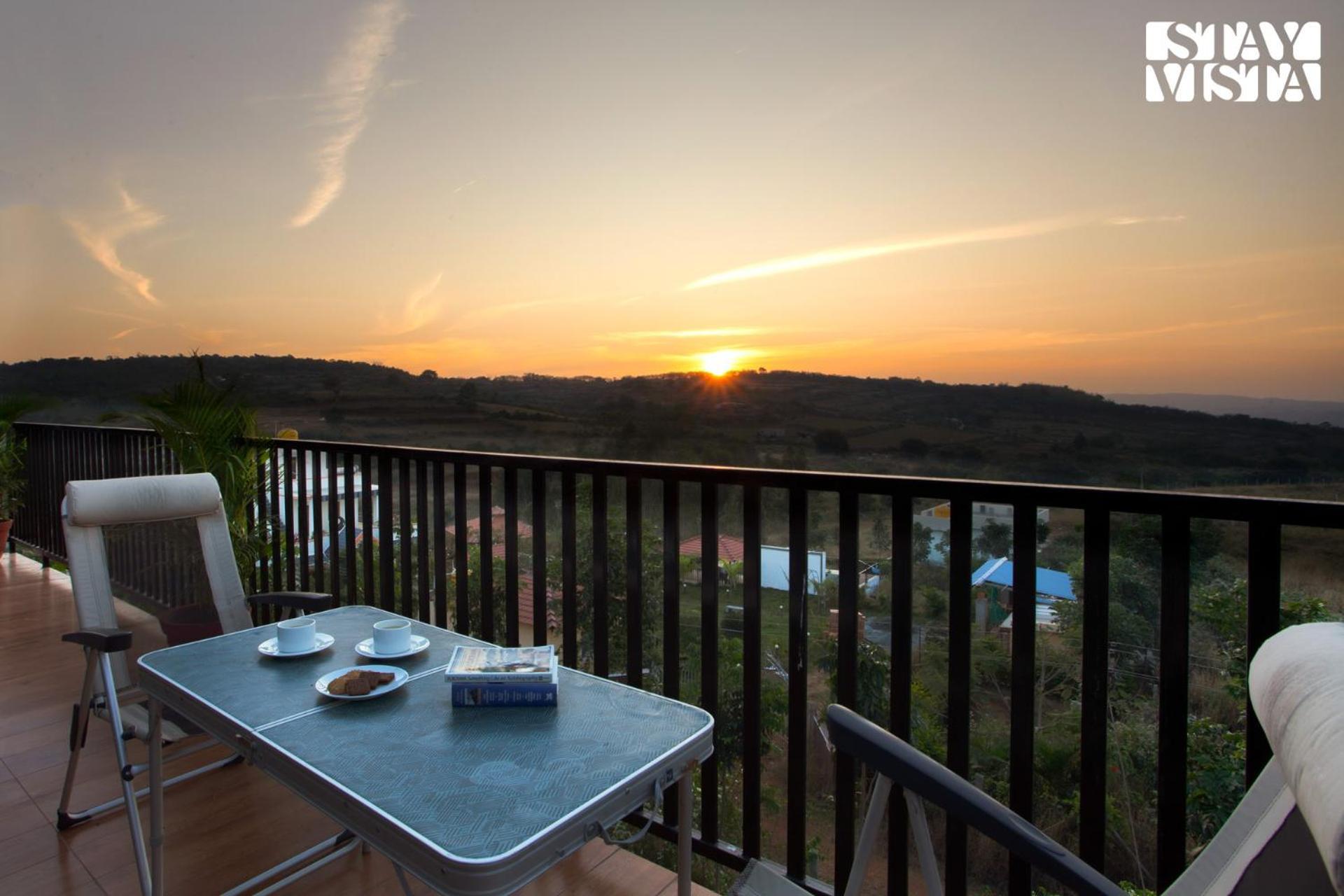 Stayvista At Hillside Harmony Pvt Pool & Free Breakfast Bangalore Exterior photo